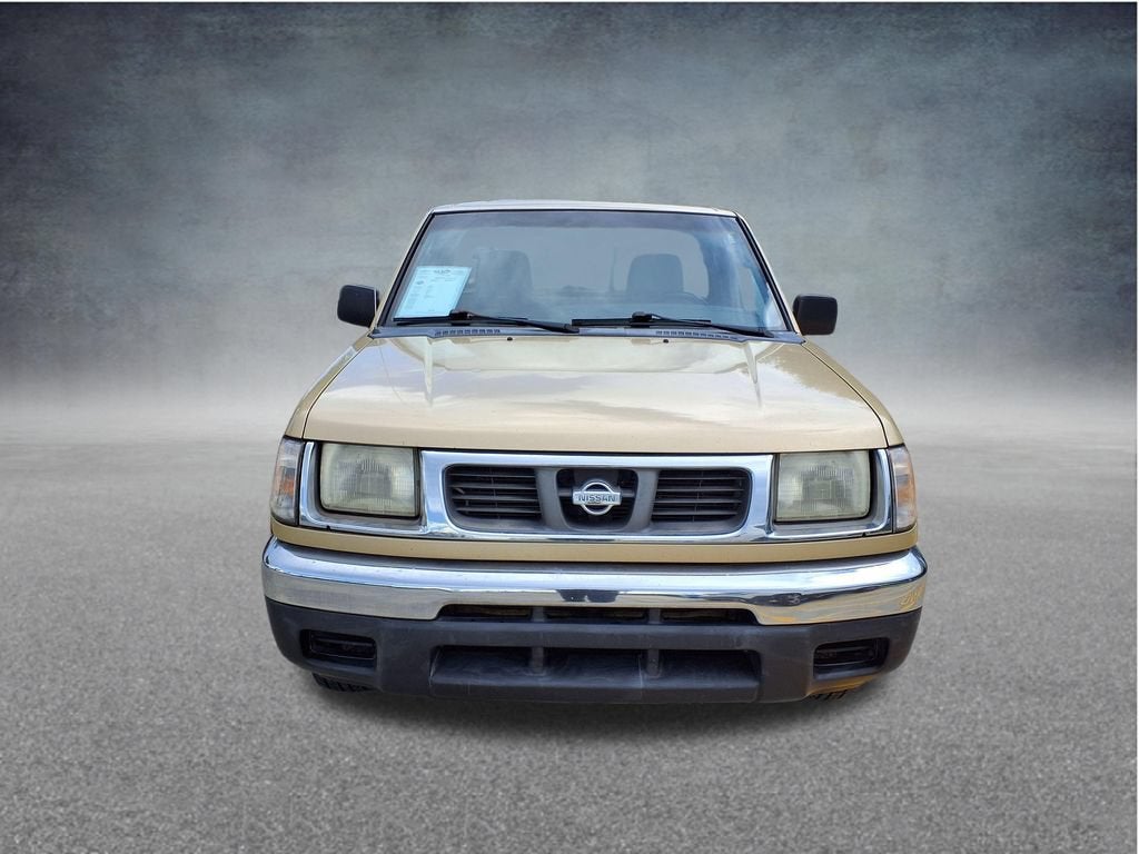 1998 Nissan Frontier 2WD Xe